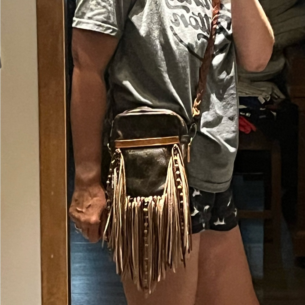 Louis Vuitton Danube Brown and Pink Crossbody Bag with Monogram Canvas - Picture 9 of 10